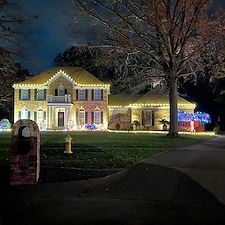Holiday lighting company