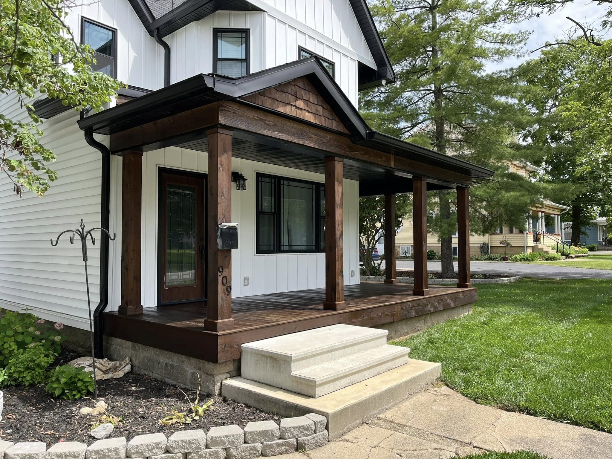 Bringing New Life to Decks: Expert Staining and Cleaning Services in Charleston, IL
